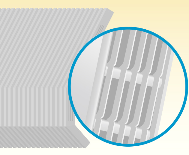 アルミ板の表面にでこぼこをつけて空気にふれる面積をふやしている